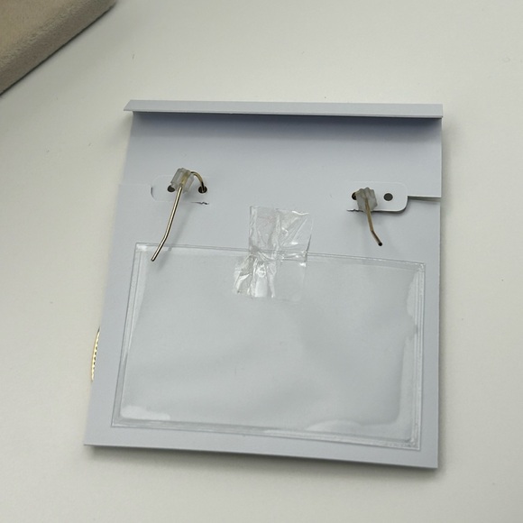 Kendra Scott Skylar Earrings 2" Dangle Drop Black & Gold Tone Pouch - Picture 4 of 12